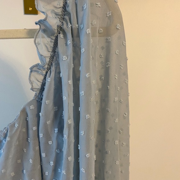 NWT- Clip Dot Sheer Balloon Sleeve Blouse, Medium - Picture 6 of 7